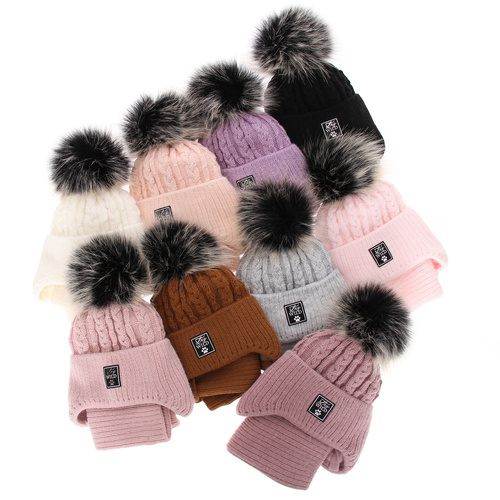 Set invernale bambina: berretto e scaldacollo, marrone, con lacci, Melodia