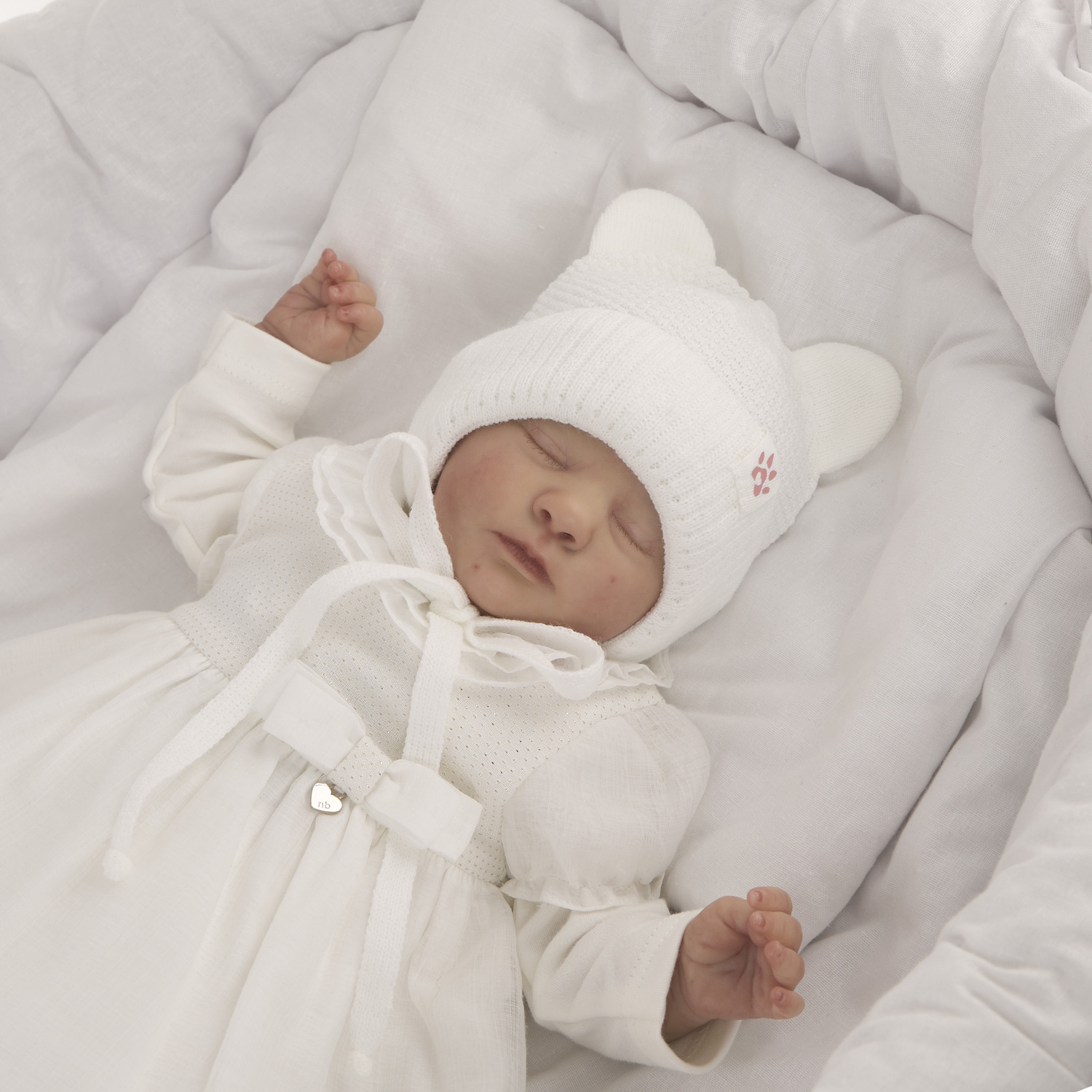 Berretto invernale bambina, beige, con lacci, Lala