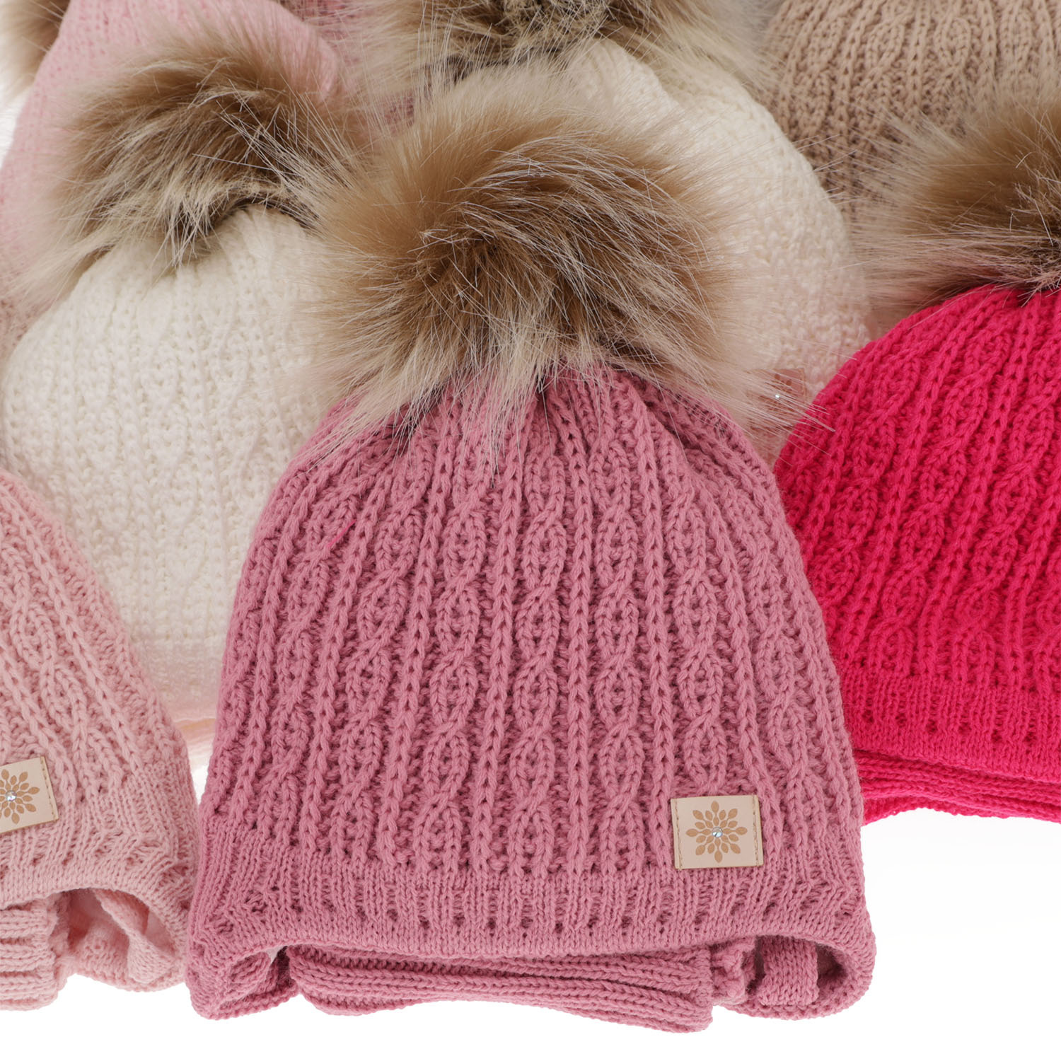 Set invernale bambina: berretto e scaldacollo, rosa chiaro, con pompon, con lacci, Passa