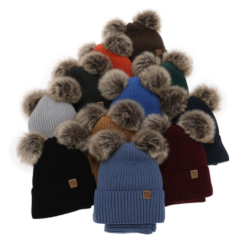 Set invernale bambino: berretto e scaldacollo, grigio chiaro, con due pon pon, Oxford