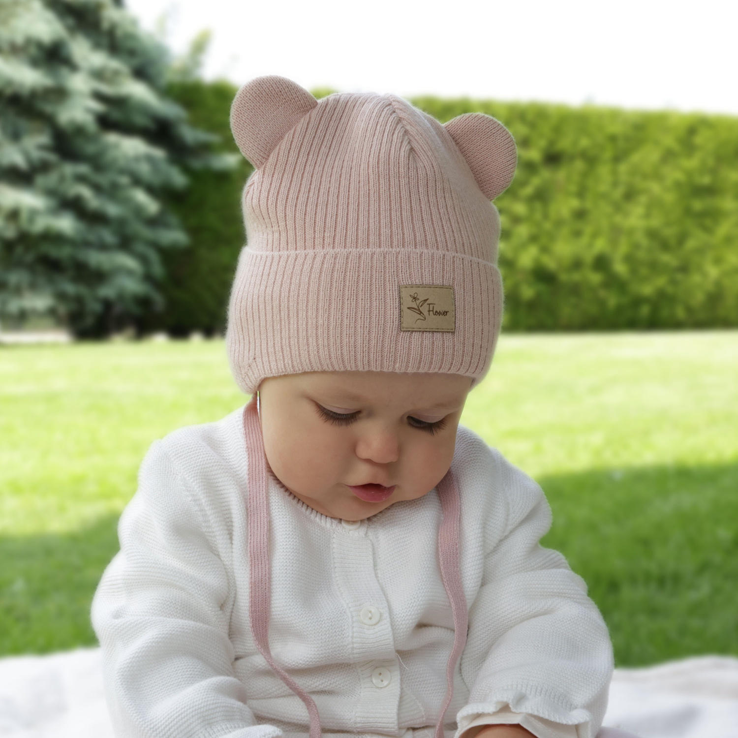 Berretto autunno/primavera bambina, beige, con lacci, Djona