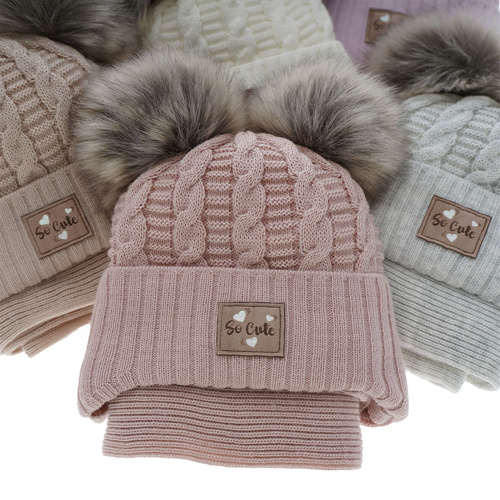 Set invernale bambina: berretto e sciarpa, beige, con filo brillante, con due pon pon, legato, Klarita