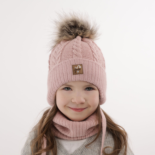 Set invernale bambina: berretto e scaldacollo, rosa chiaro, con lacci, con pompon, Finess