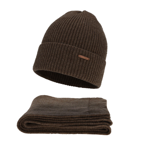 Set invernale donna: berretto e sciarpa, marrone, con lana merino, Seala