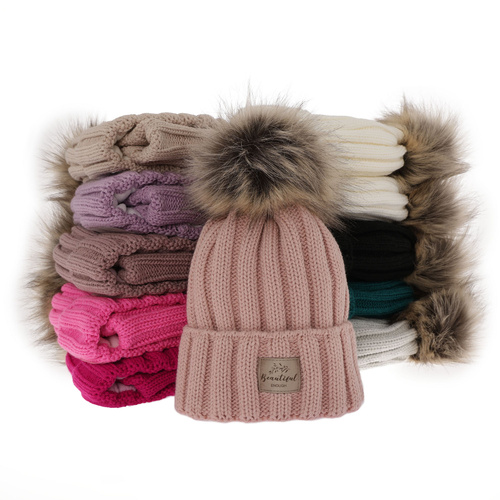 Set invernale bambina: berretto e scaldacollo, nero, con pompon, Kaliope