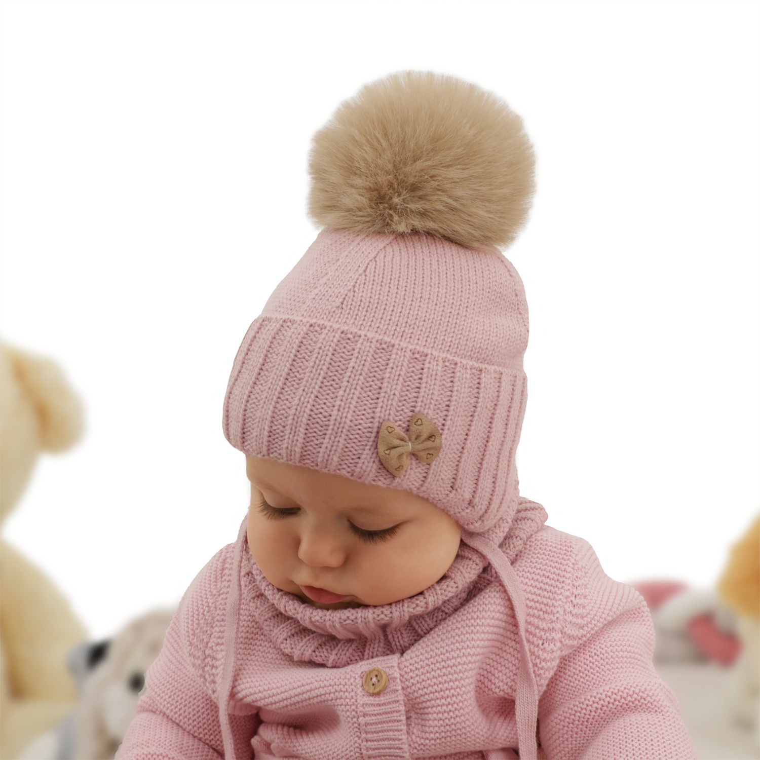 Set invernale bambina: berretto e scaldacollo, rosa chiaro, con pompon, Talena