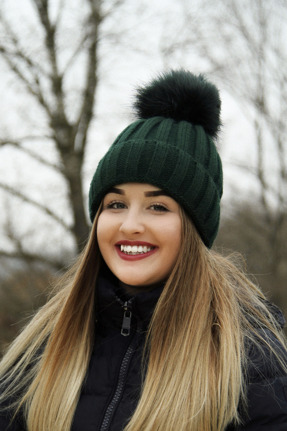 Berretto invernale donna, beige, con pompon, Mokka