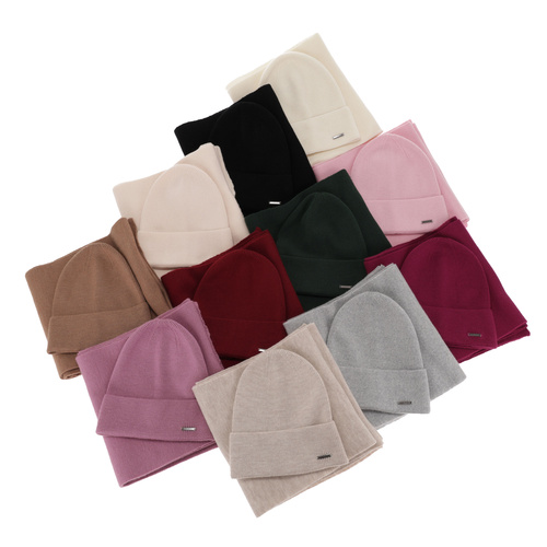 Set invernale donna: berretto e sciarpa, rosa chiaro, 100% Lana Merino, Melpomena