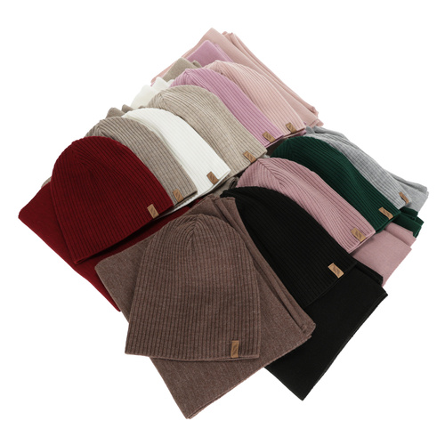 Set invernale donna: berretto e sciarpa, beige, Fena