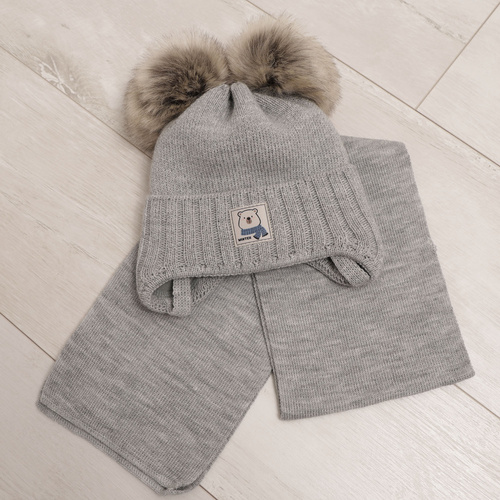 Set invernale bambino: berretto e sciarpa, crema, con due pon pon, con lacci, Jewel