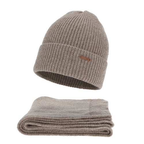 Set invernale donna: berretto e sciarpa, beige scuro, con lana merino, Seala