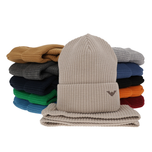 Set invernale bambino: berretto e scaldacollo, arancione, con pompon, Romeo