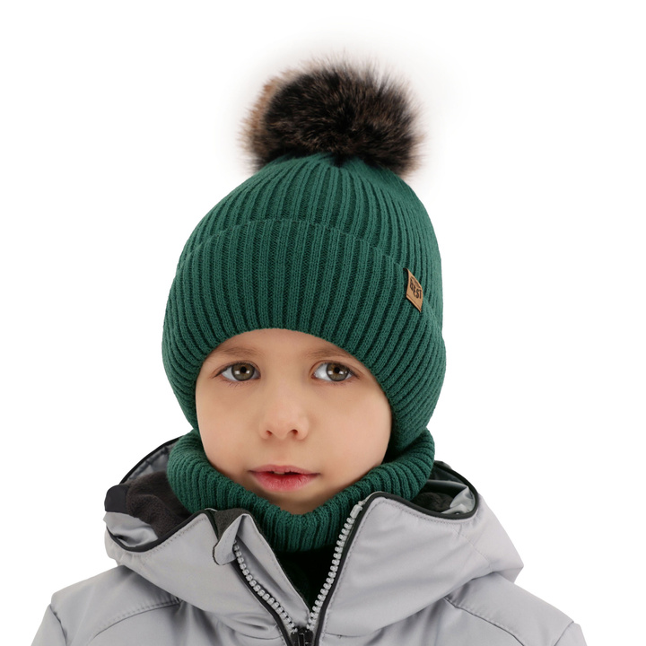Set invernale bambino: berretto e scaldacollo, verde, con pompon, Wizar
