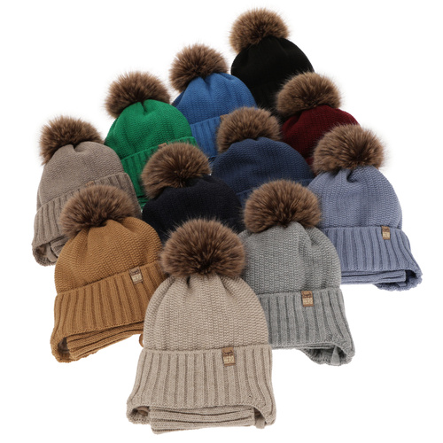 Set invernale bambino: berretto e scaldacollo, beige, con pompon, Kayen