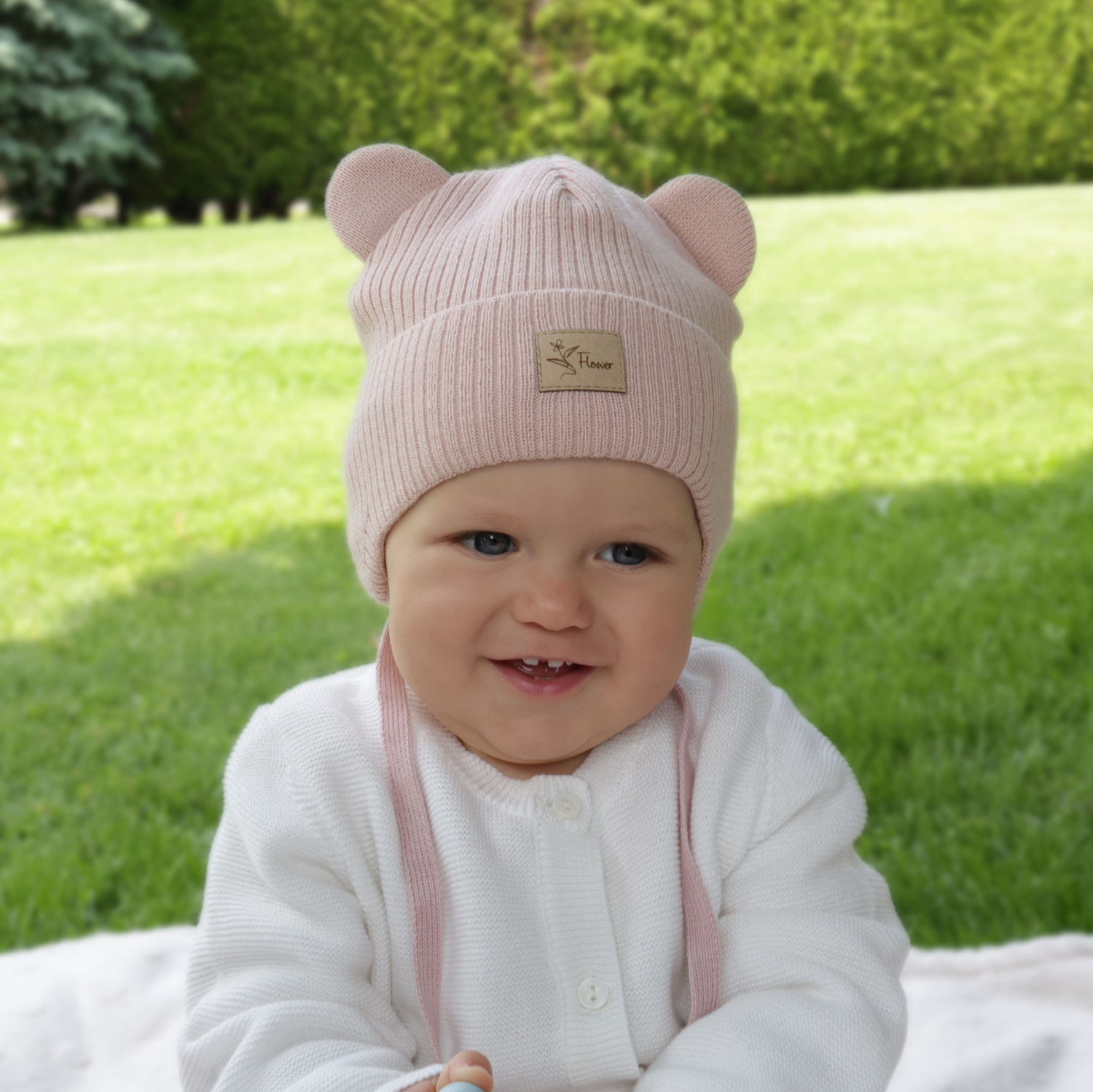 Berretto autunno/primavera bambina, beige, con lacci, Djona