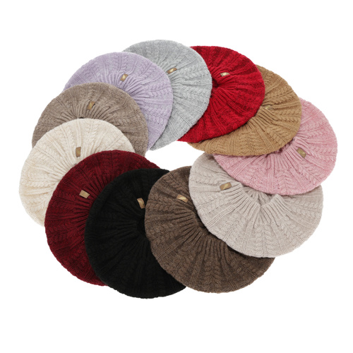 Beret invernale donna, rosso, con lana merino, Senja