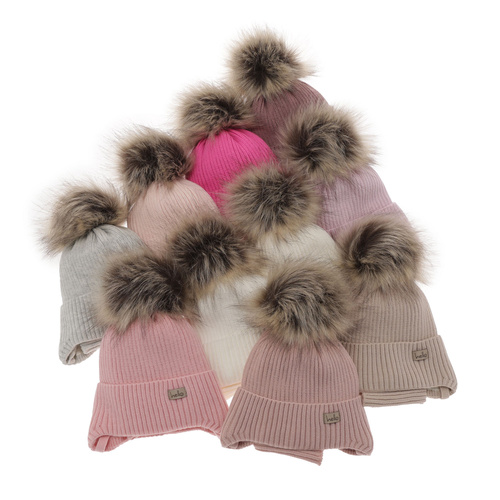 Set invernale bambina: berretto e scaldacollo, rosa chiaro, con pompon, con lacci, Bria