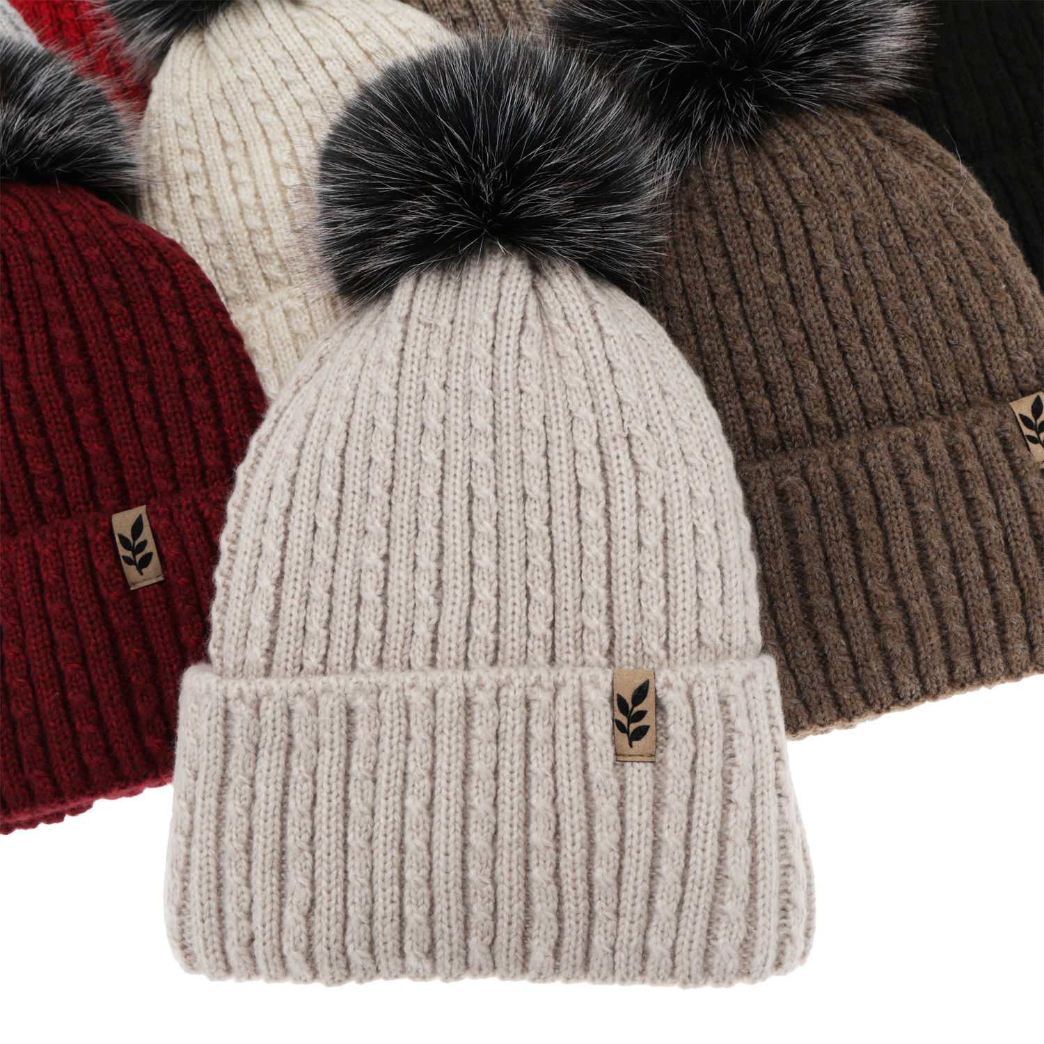 Berretto invernale donna, beige, con pompon, Calista