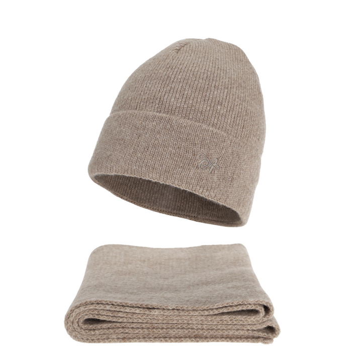 Set invernale donna: berretto e sciarpa, beige, Rava
